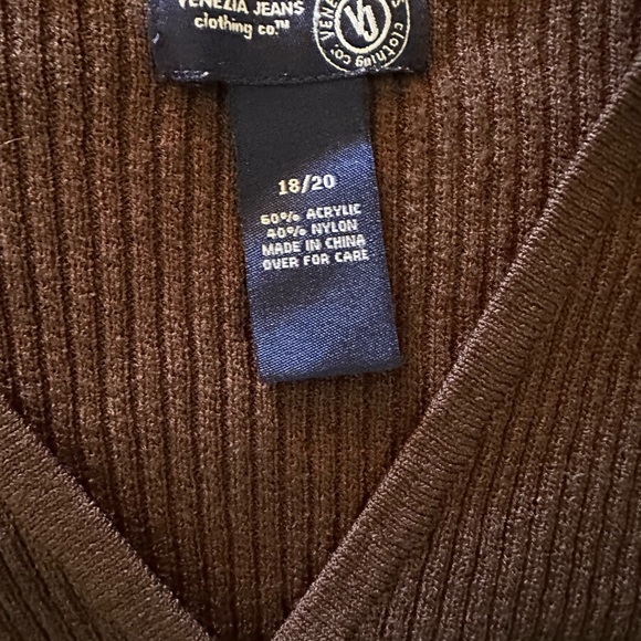 Brown Ribbed Cardigan Sweater - Picture 2 of 3